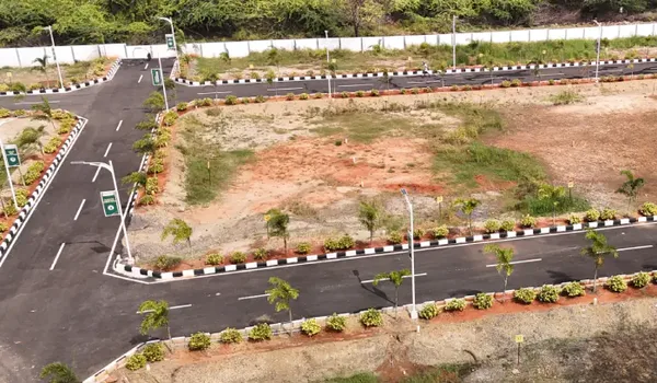 G Square Meadows Medavakkam plots and homes